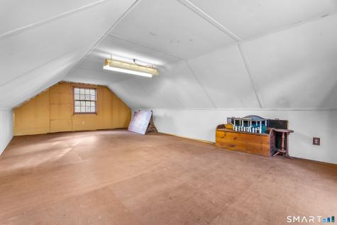 27 Valley Road Shelton CT 06484