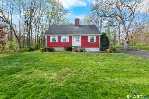 27 Valley Road Shelton CT 06484