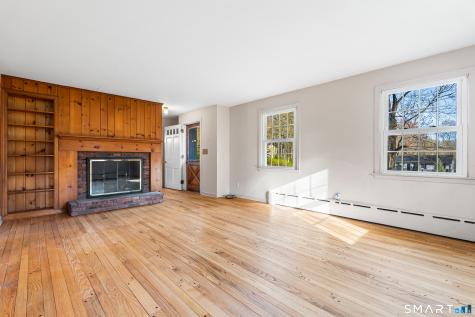 27 Valley Road Shelton CT 06484