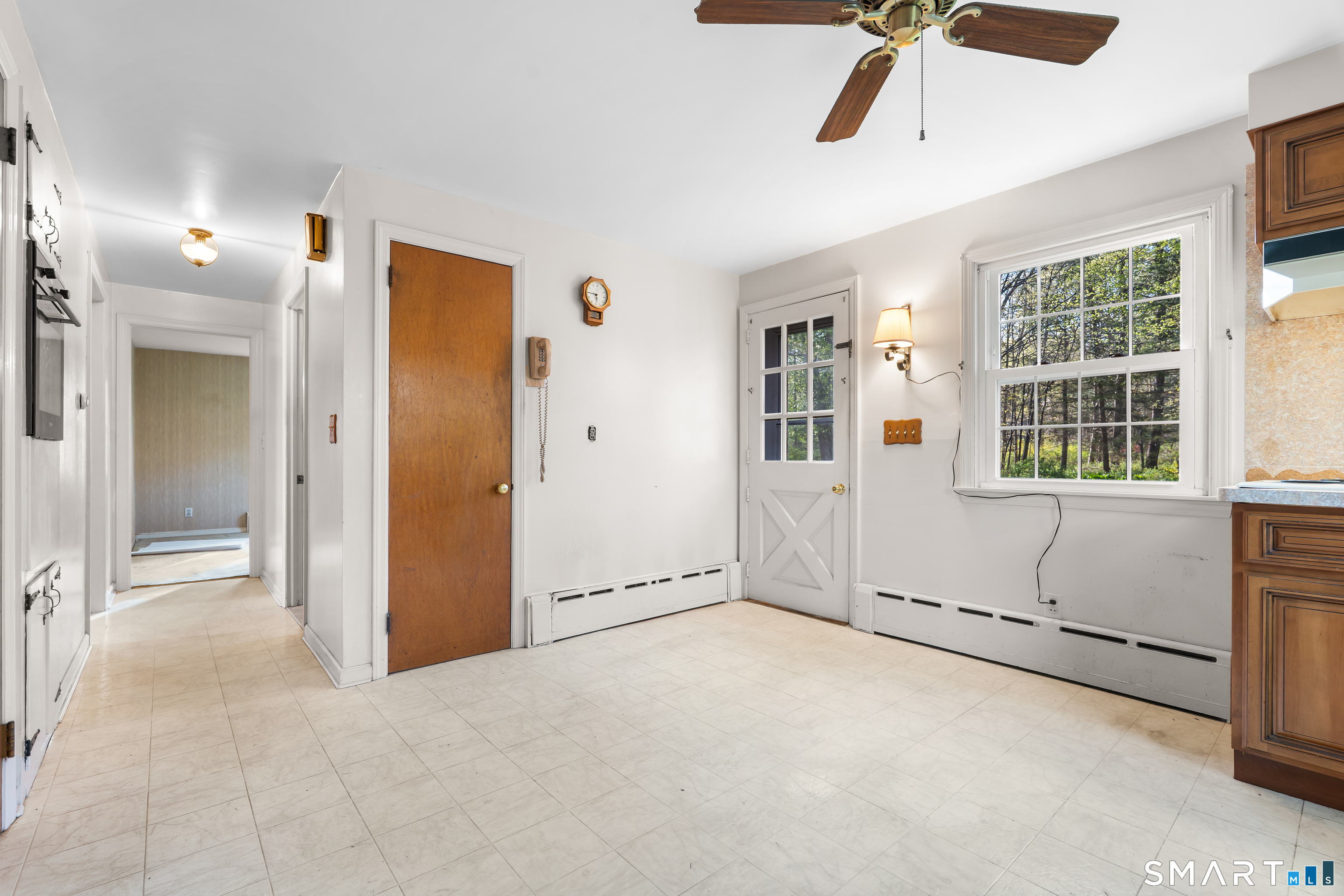 27 Valley Road Shelton CT 06484