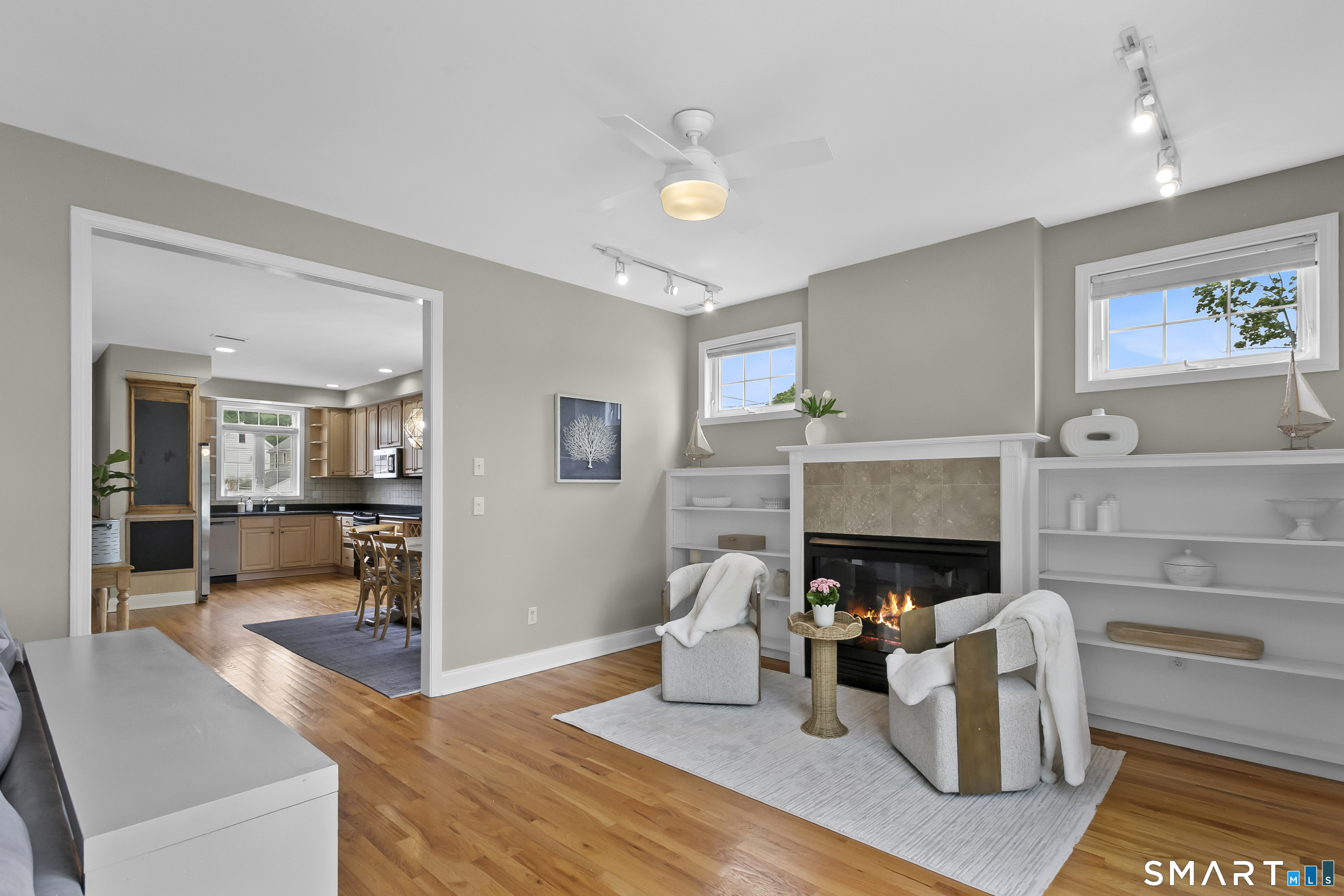 896 Riverside Drive Fairfield CT 06824
