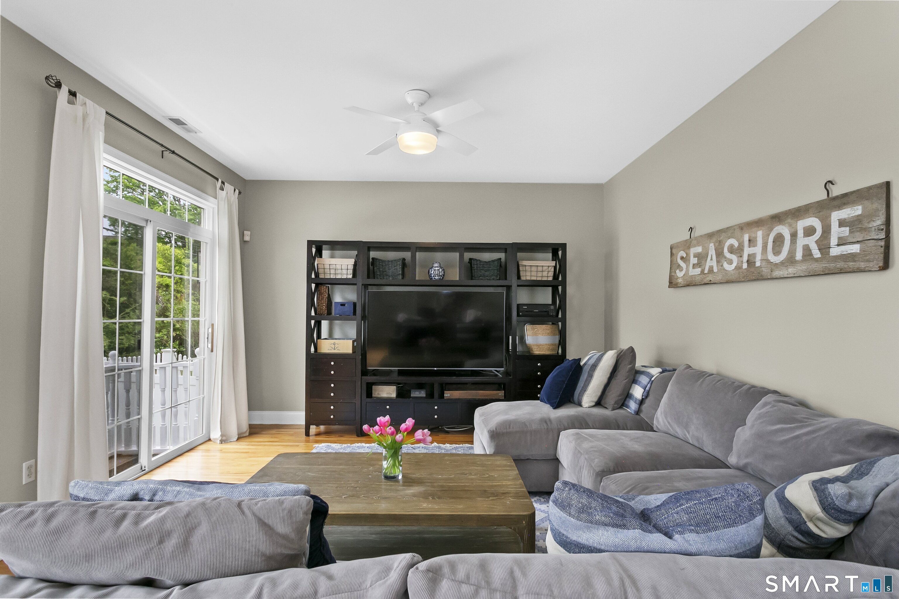 896 Riverside Drive Fairfield CT 06824