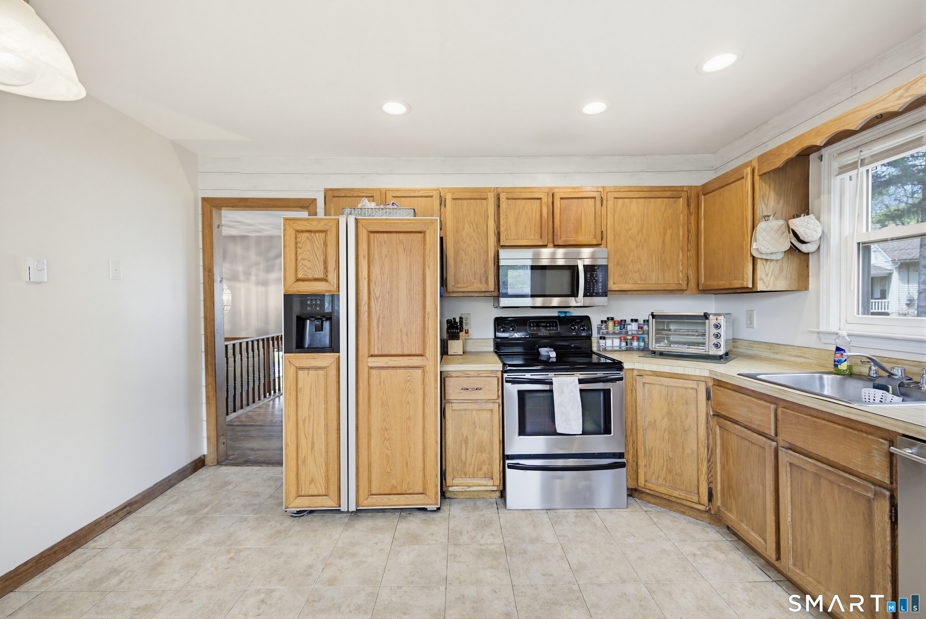 17 Pleasant Street New Milford CT 06776