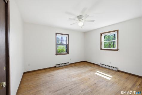 17 Pleasant Street New Milford CT 06776