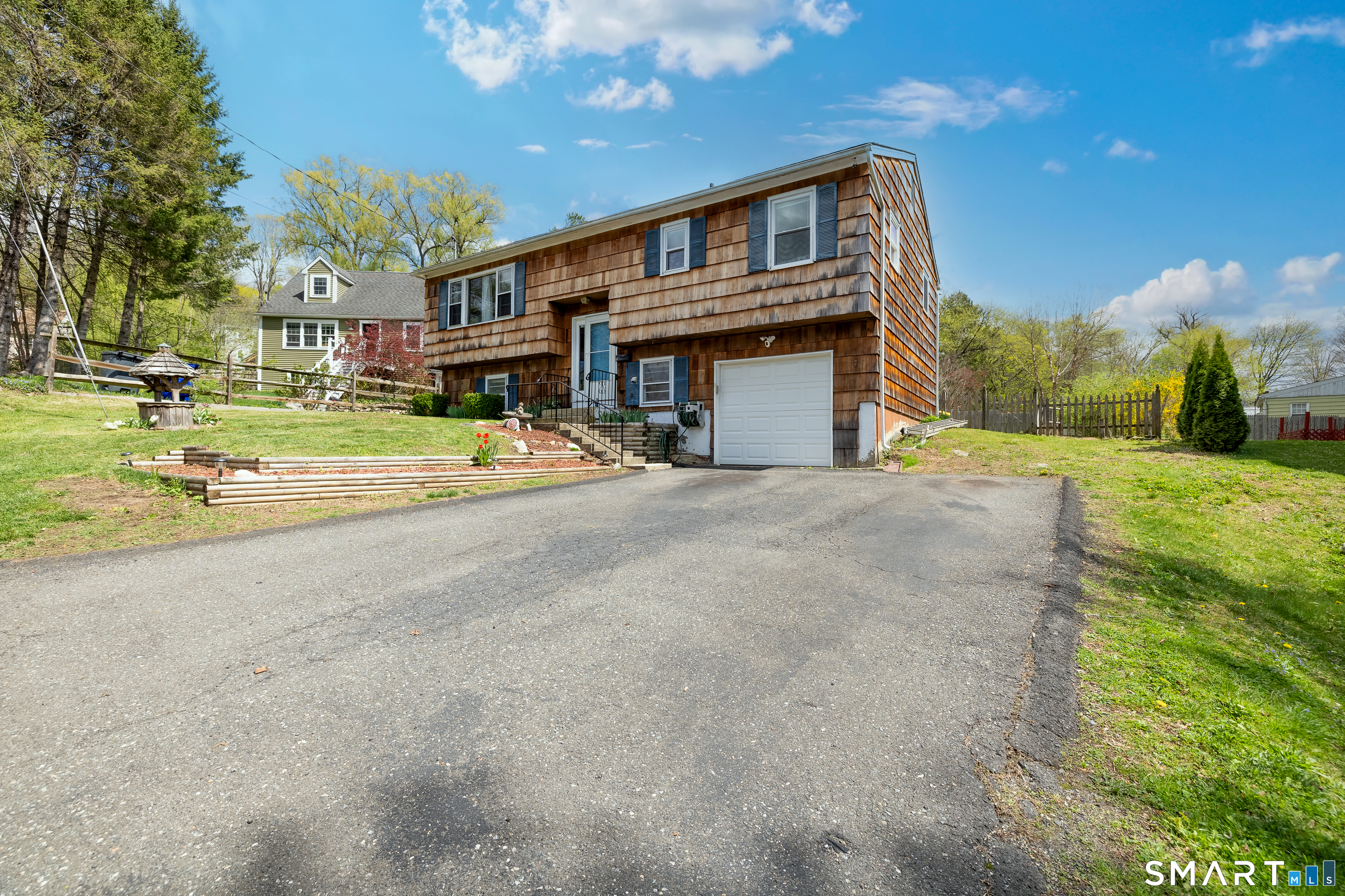17 Pleasant Street New Milford CT 06776