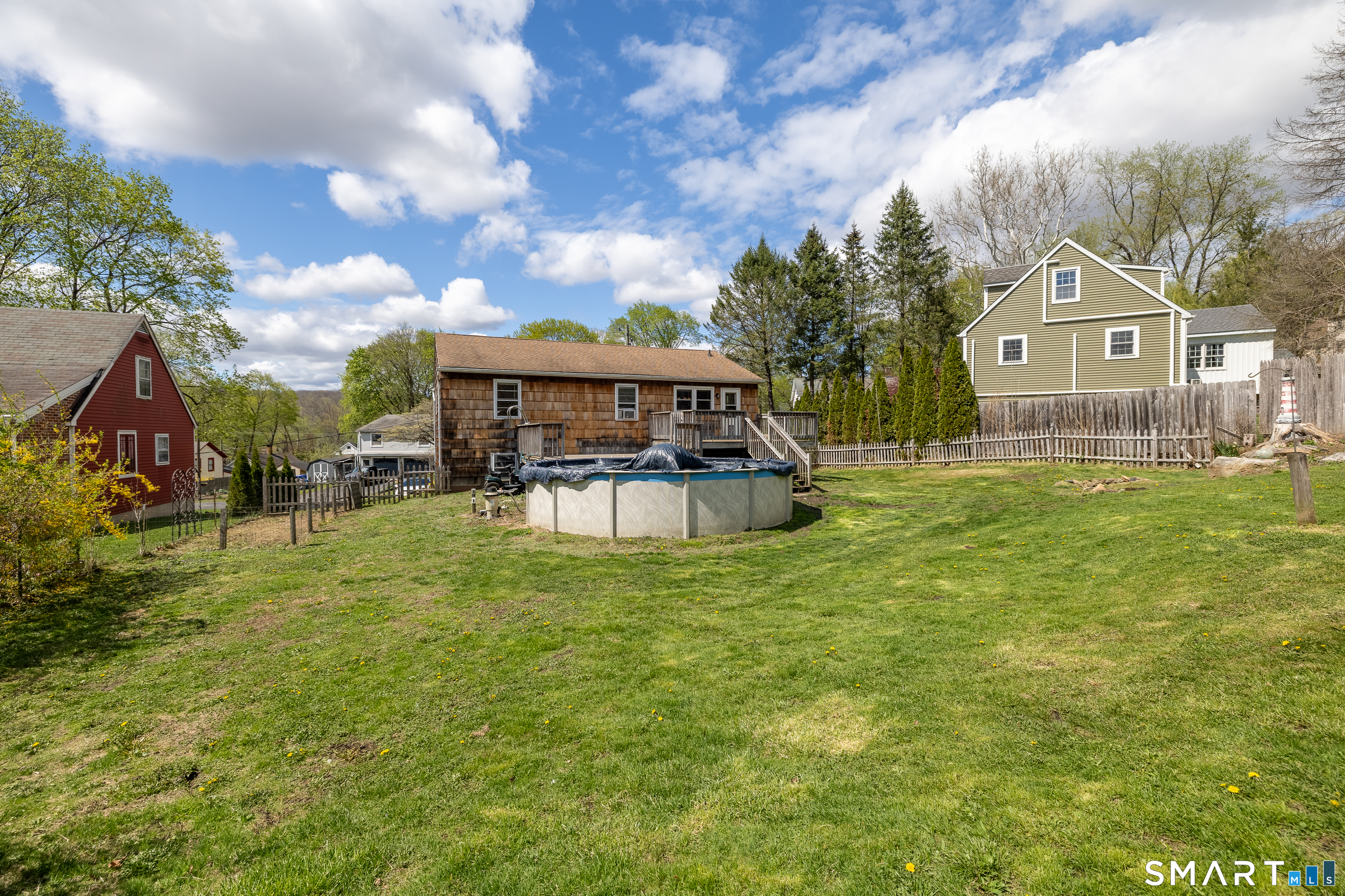 17 Pleasant Street New Milford CT 06776