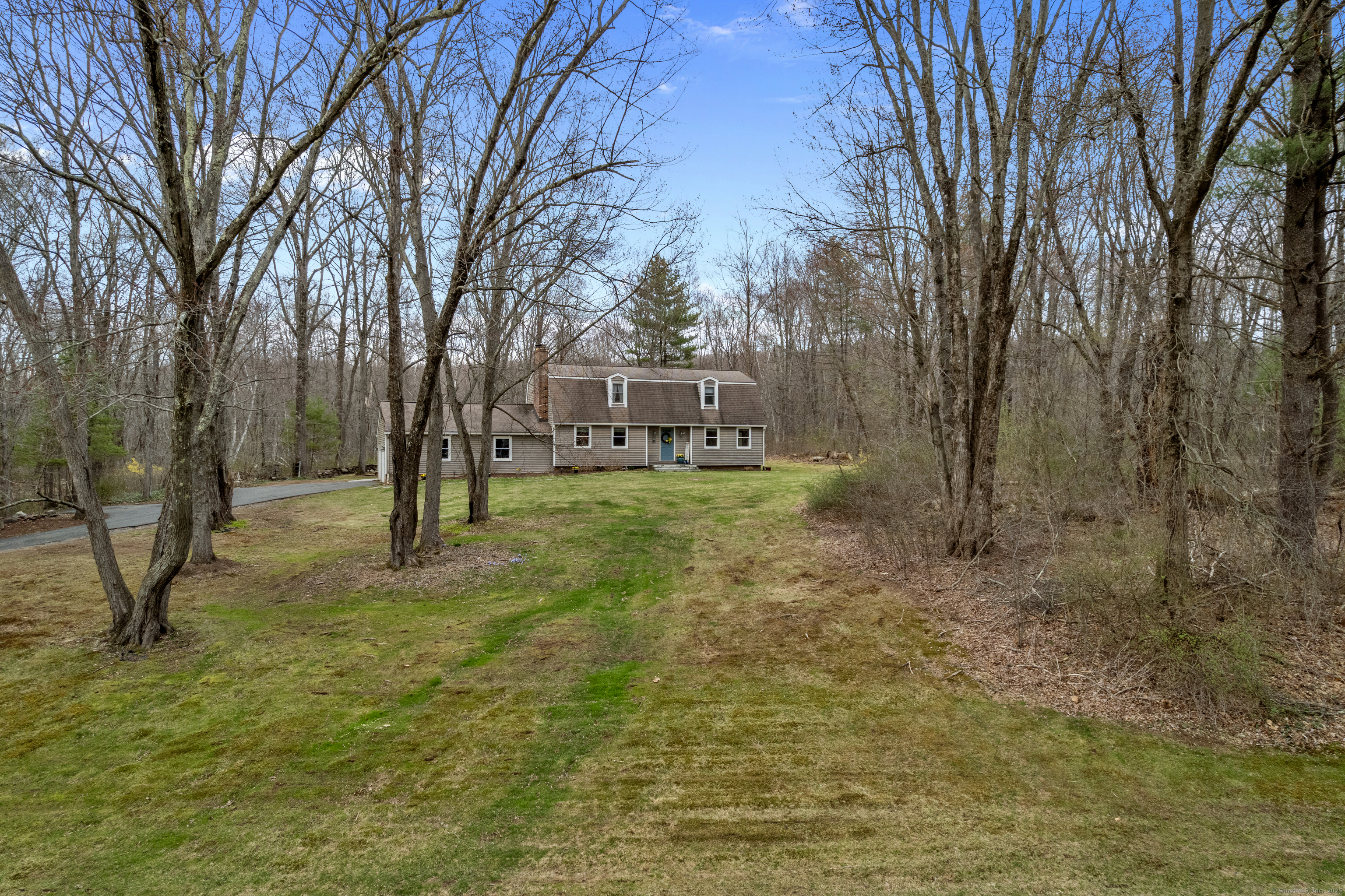 7 Southwood Lane East Granby CT 06026