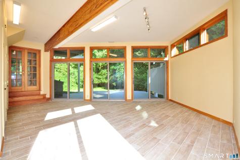 6 Tamarack Lane Simsbury CT 06070