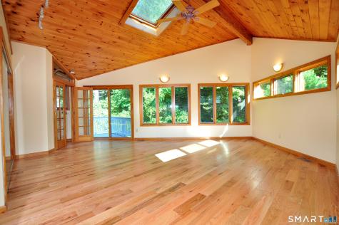 6 Tamarack Lane Simsbury CT 06070