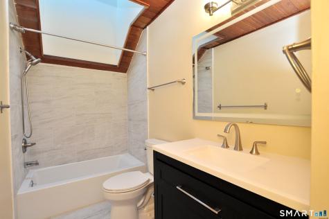 6 Tamarack Lane Simsbury CT 06070