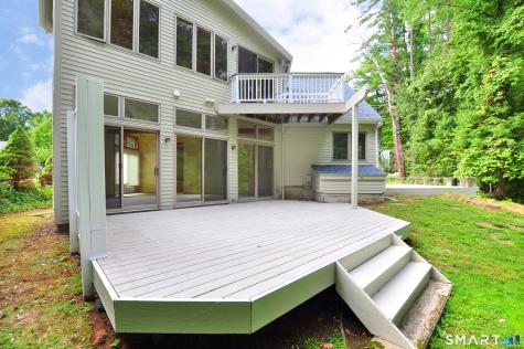 6 Tamarack Lane Simsbury CT 06070
