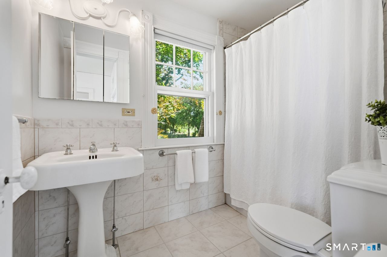 210 Fiske Lane Westbrook CT 06498