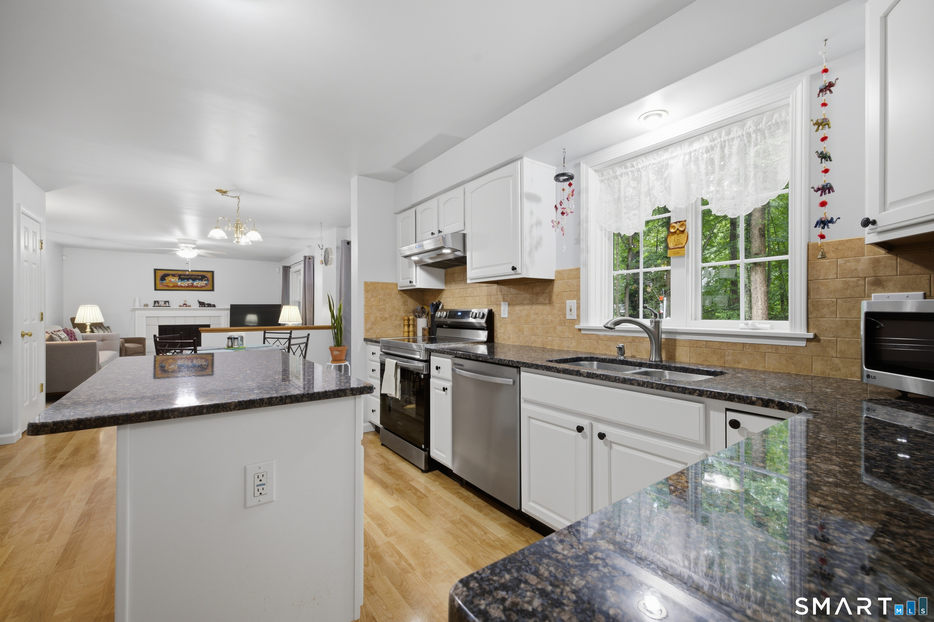 17 Dean Road East Lyme CT 06333