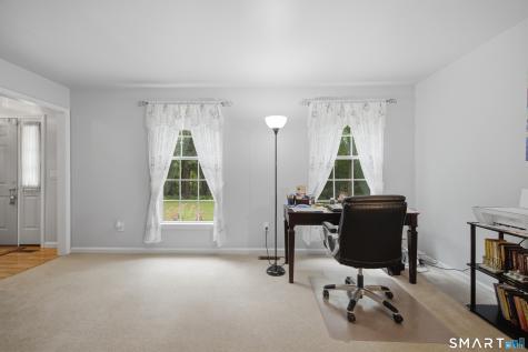 17 Dean Road East Lyme CT 06333
