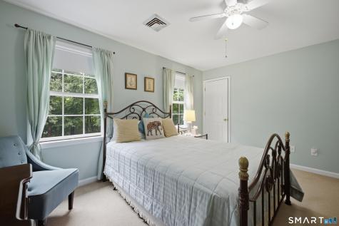 17 Dean Road East Lyme CT 06333