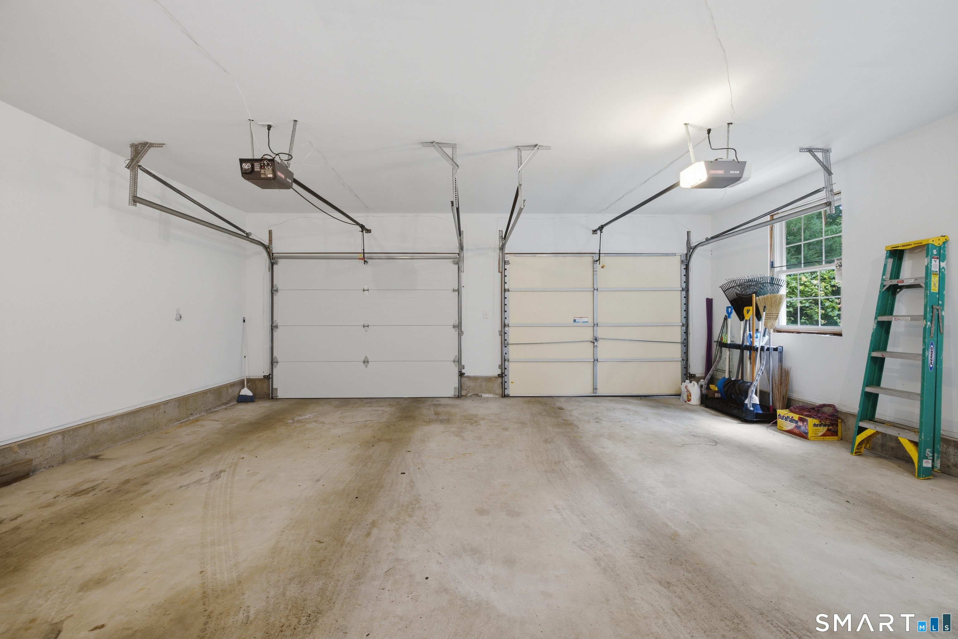 17 Dean Road East Lyme CT 06333