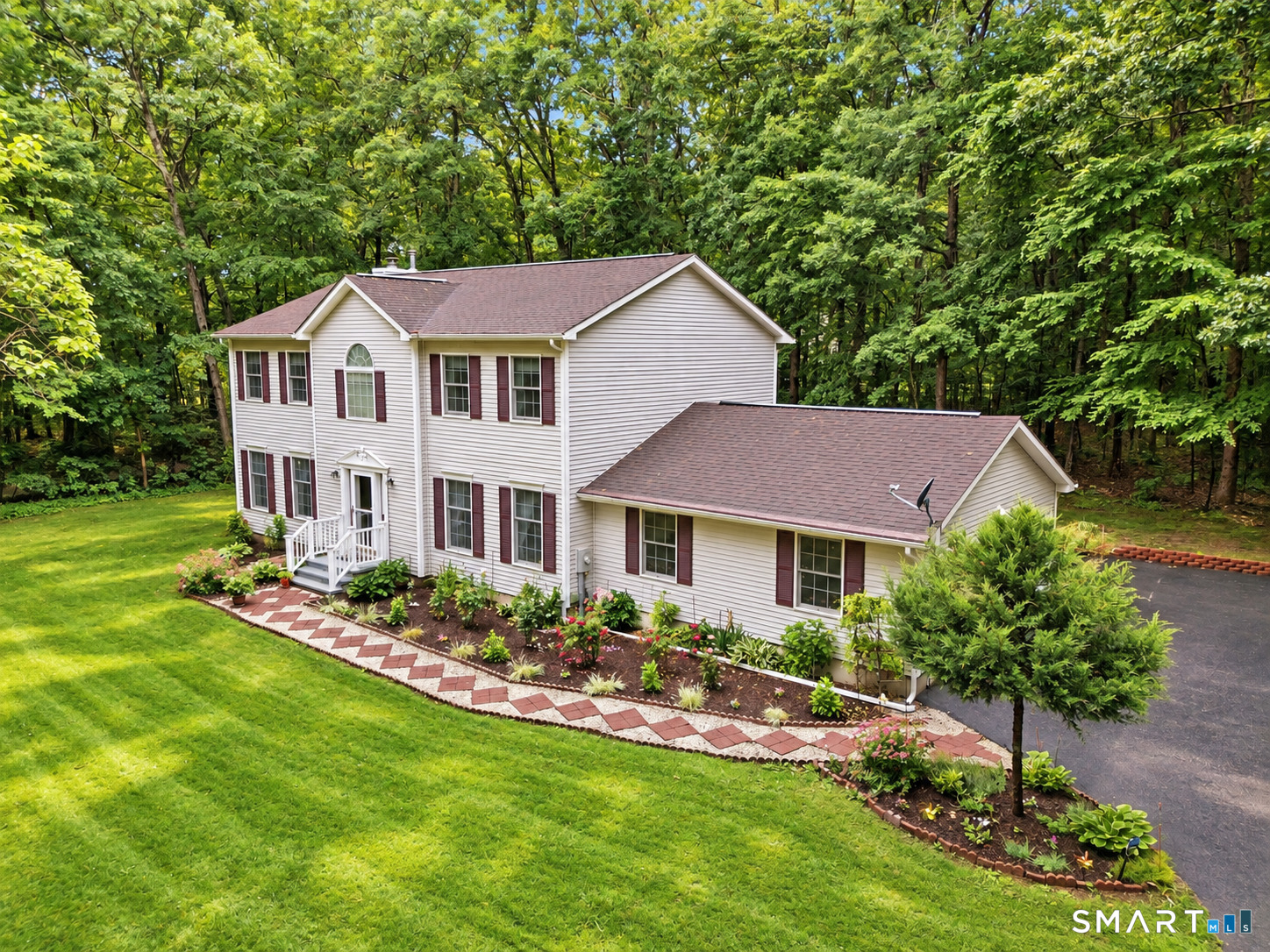 17 Dean Road East Lyme CT 06333