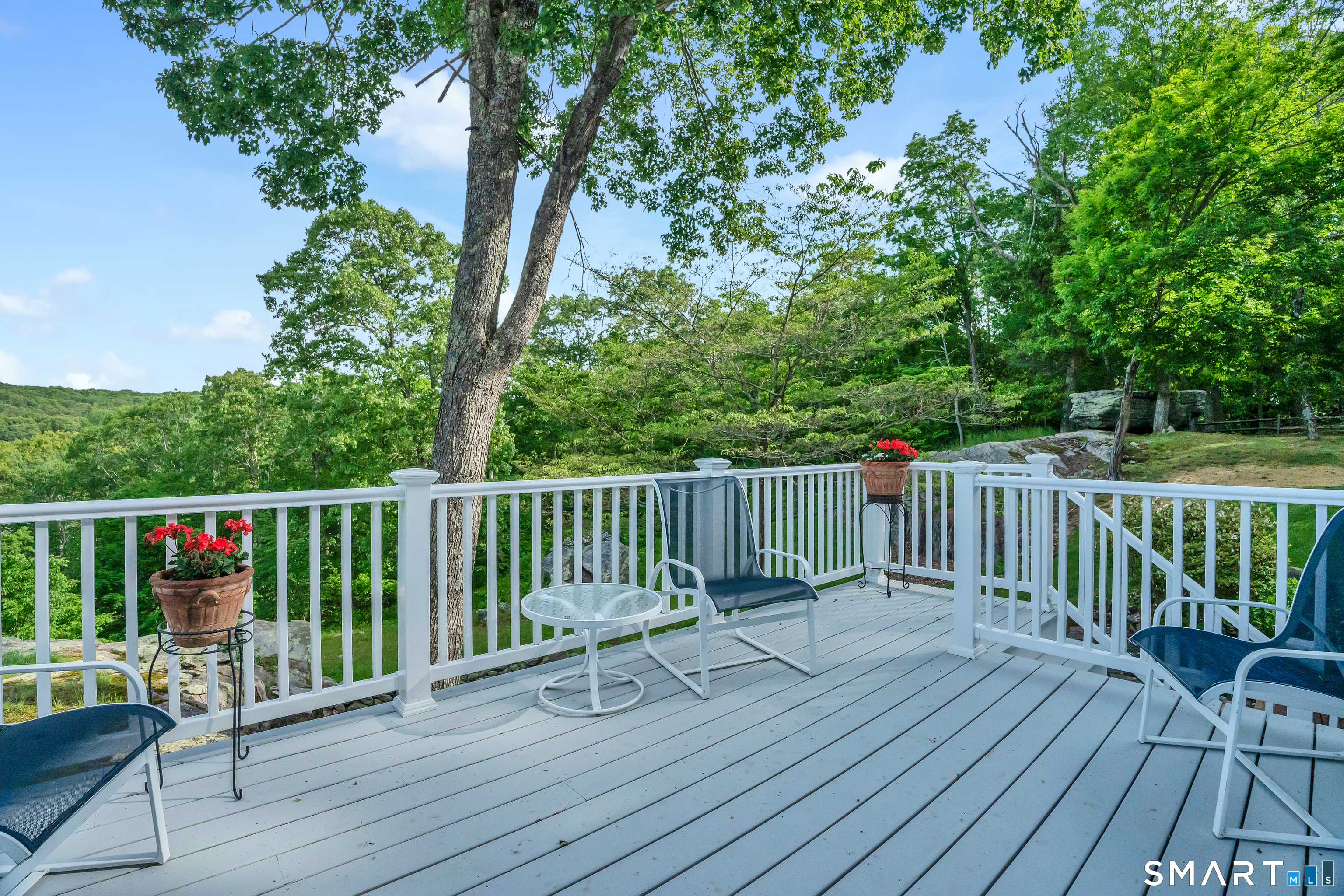 253-4 Grassy Hill Road Lyme CT 06371