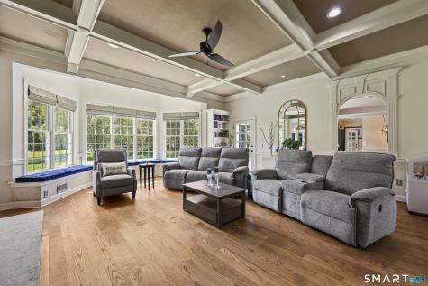 207 Great Pond Road Simsbury CT 06070