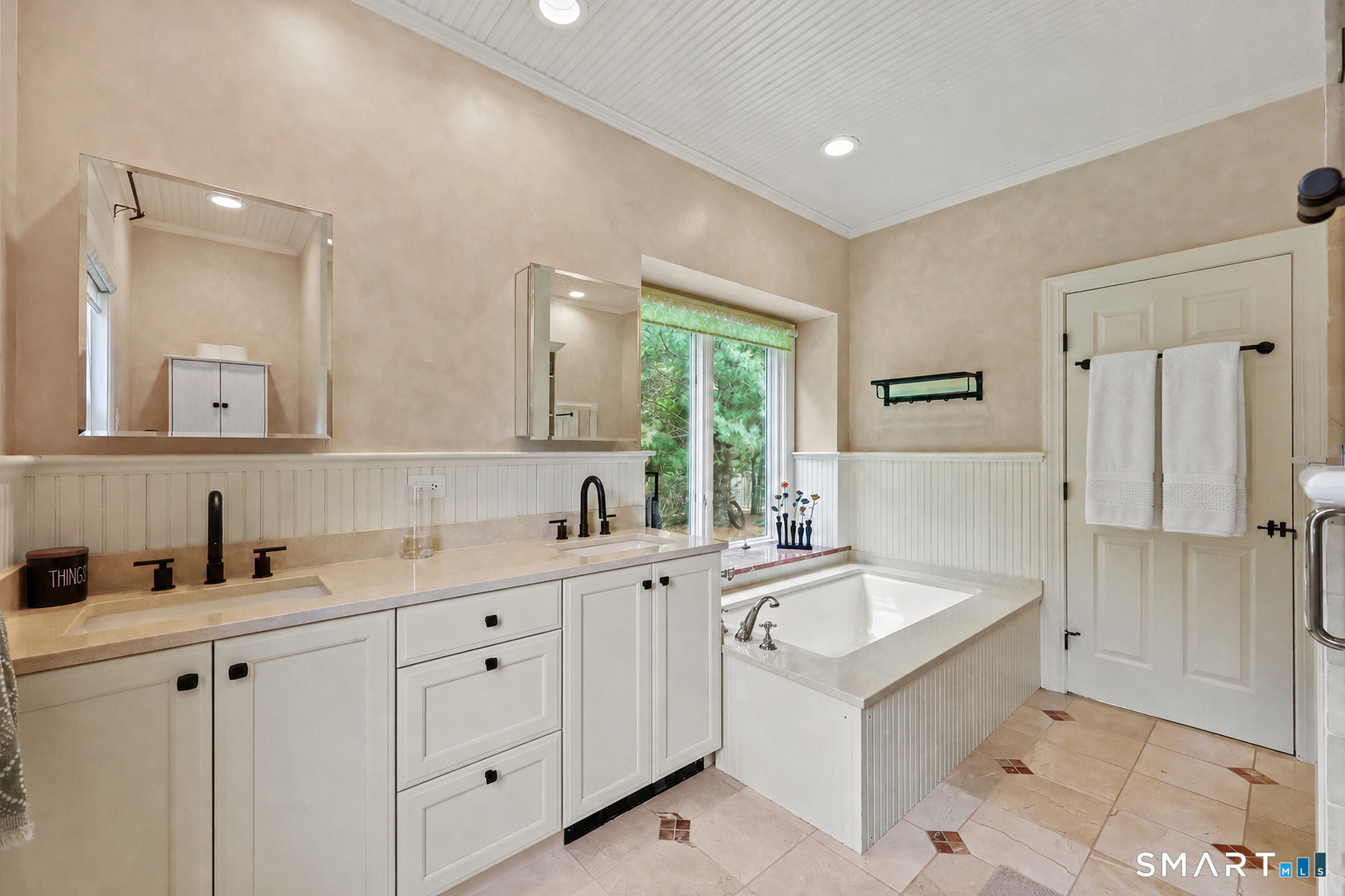 207 Great Pond Road Simsbury CT 06070