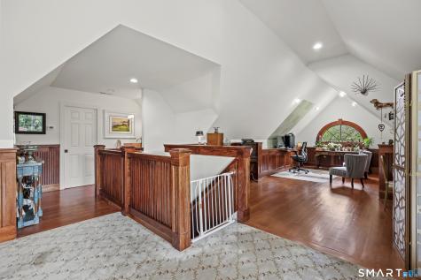 207 Great Pond Road Simsbury CT 06070