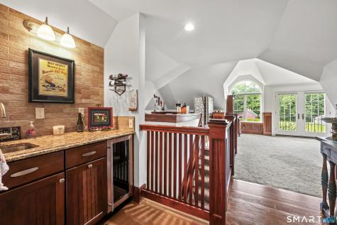 207 Great Pond Road Simsbury CT 06070