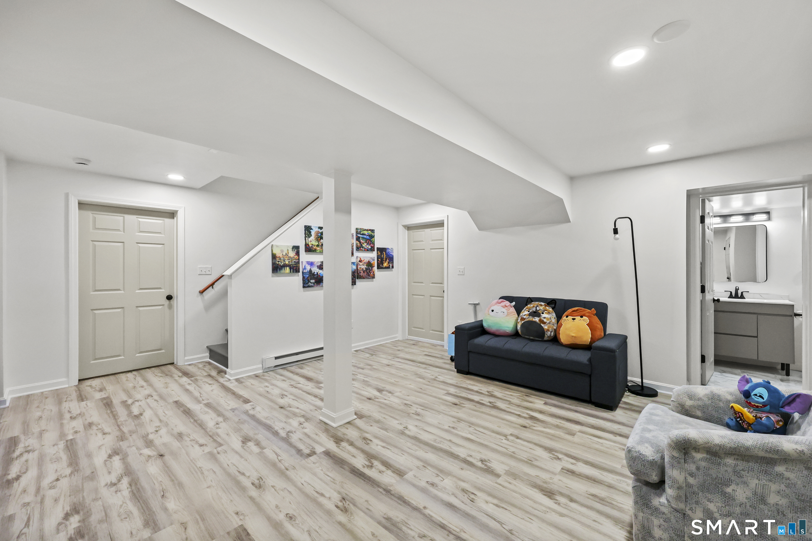 207 Great Pond Road Simsbury CT 06070