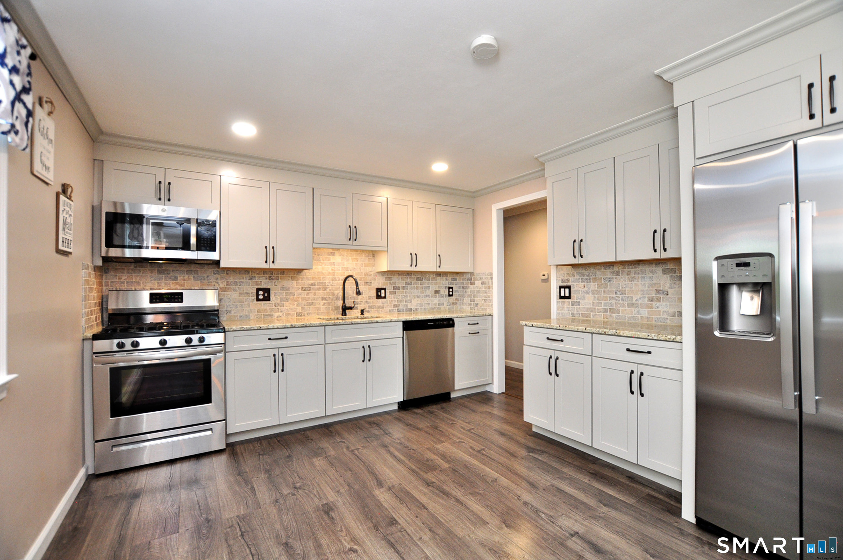 85 Winthrop Road Windsor CT 06095