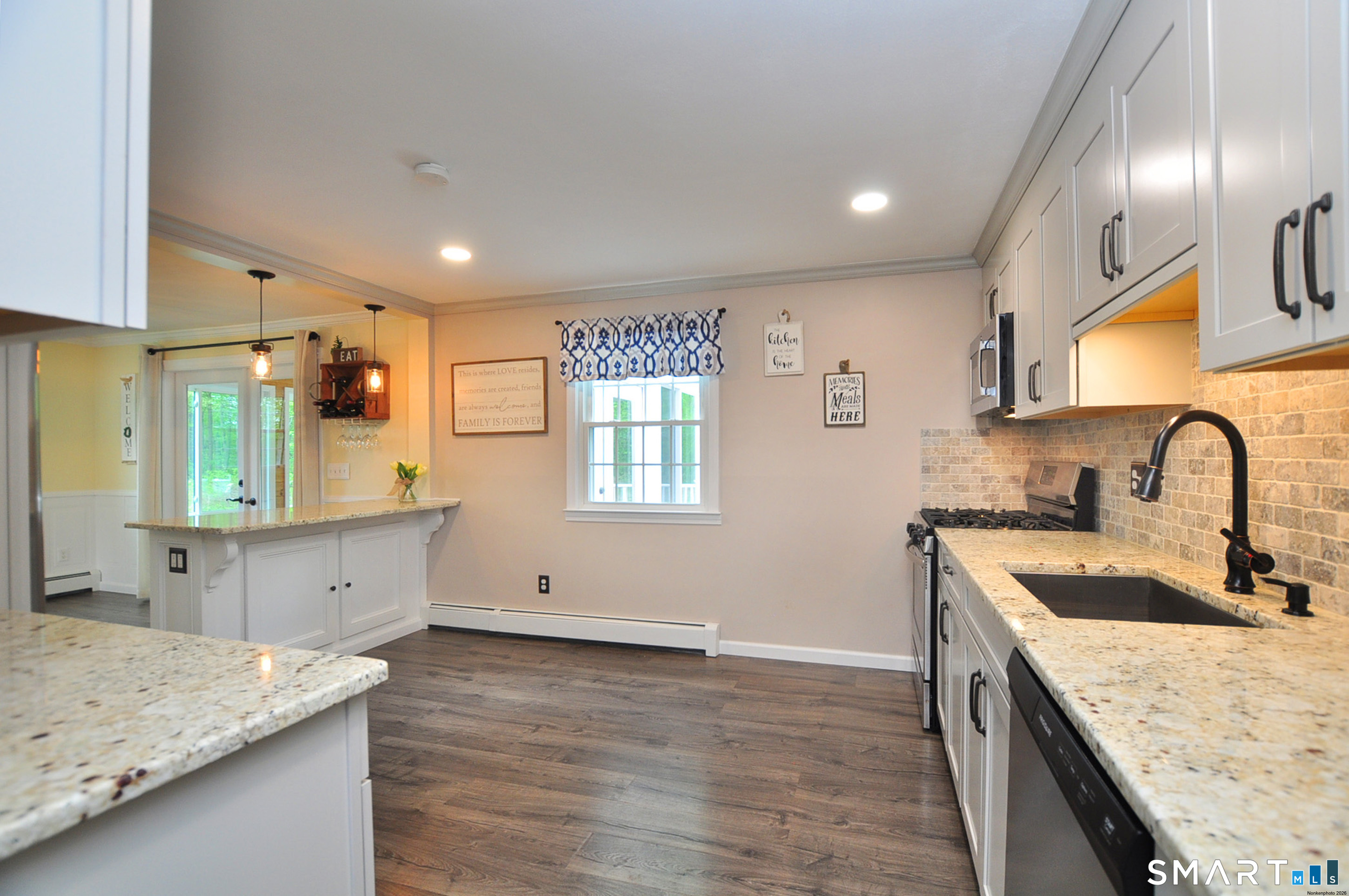 85 Winthrop Road Windsor CT 06095