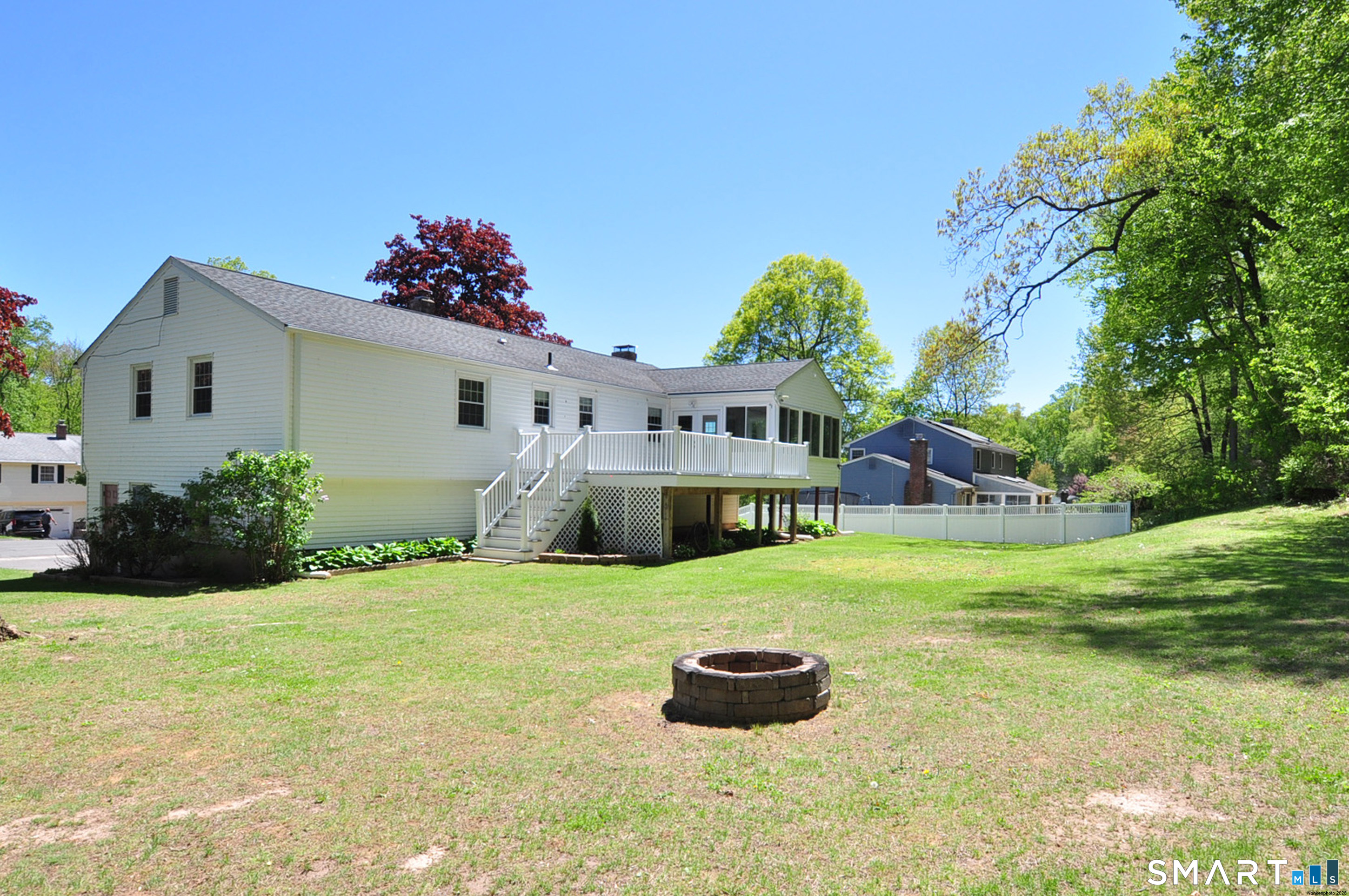 85 Winthrop Road Windsor CT 06095