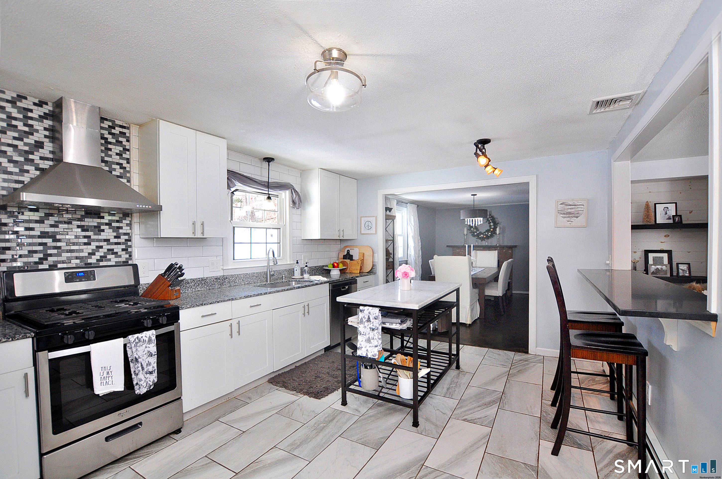 39 Huckleberry Lane Manchester CT 06040