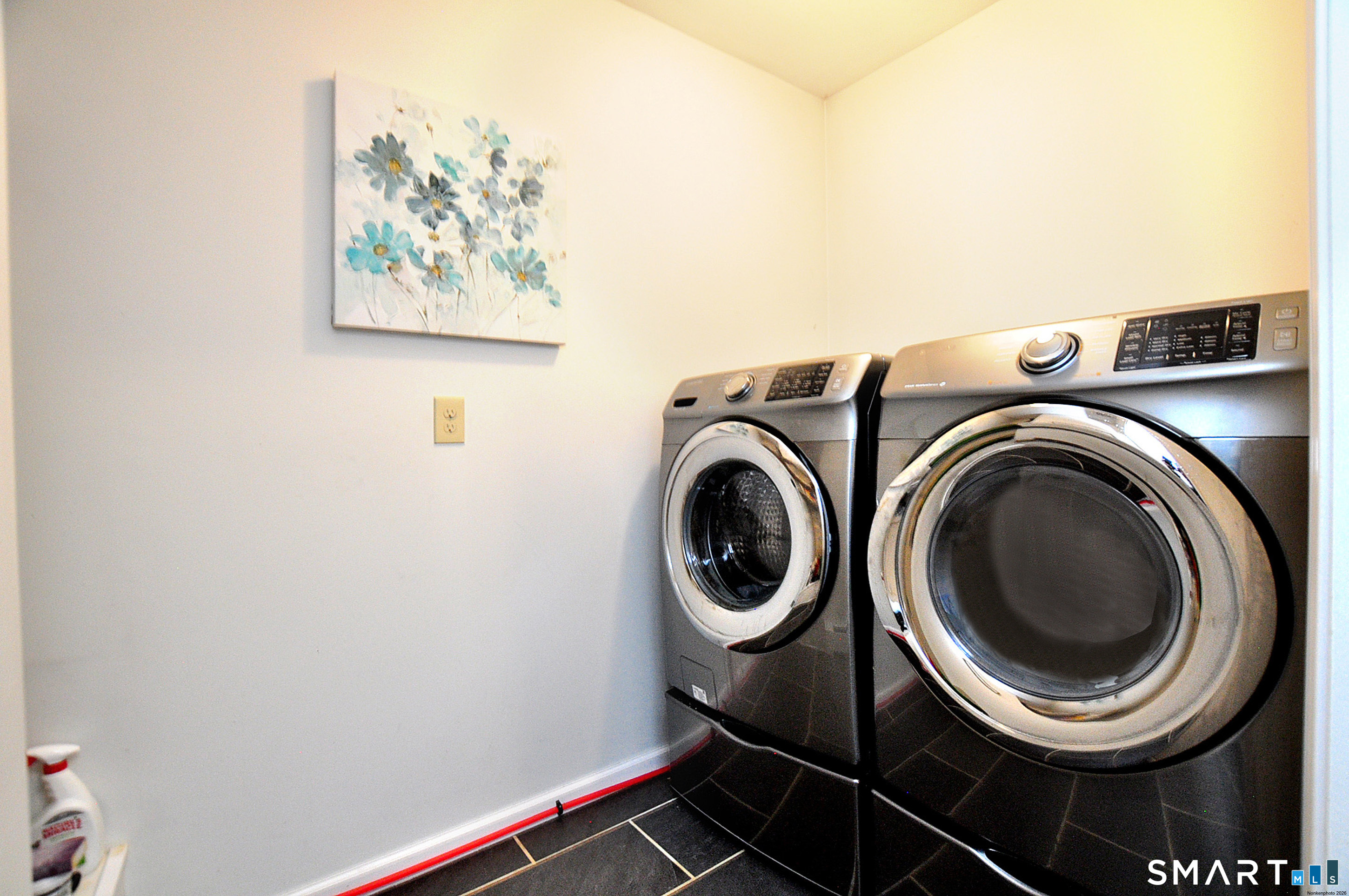 39 Huckleberry Lane Manchester CT 06040