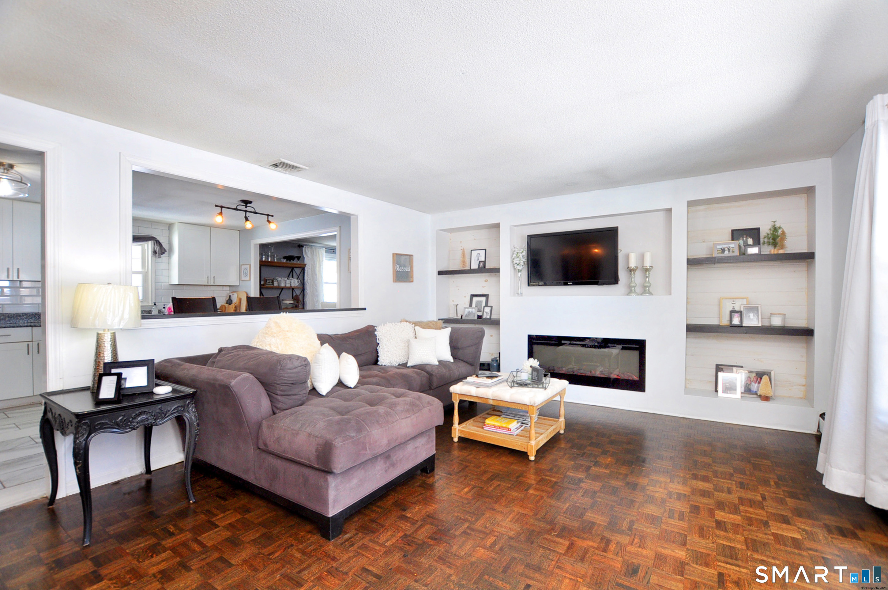39 Huckleberry Lane Manchester CT 06040