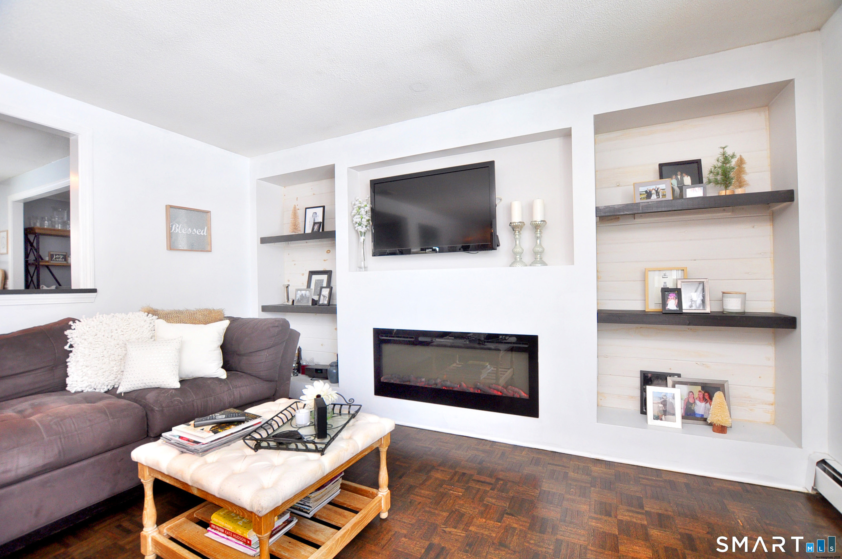 39 Huckleberry Lane Manchester CT 06040