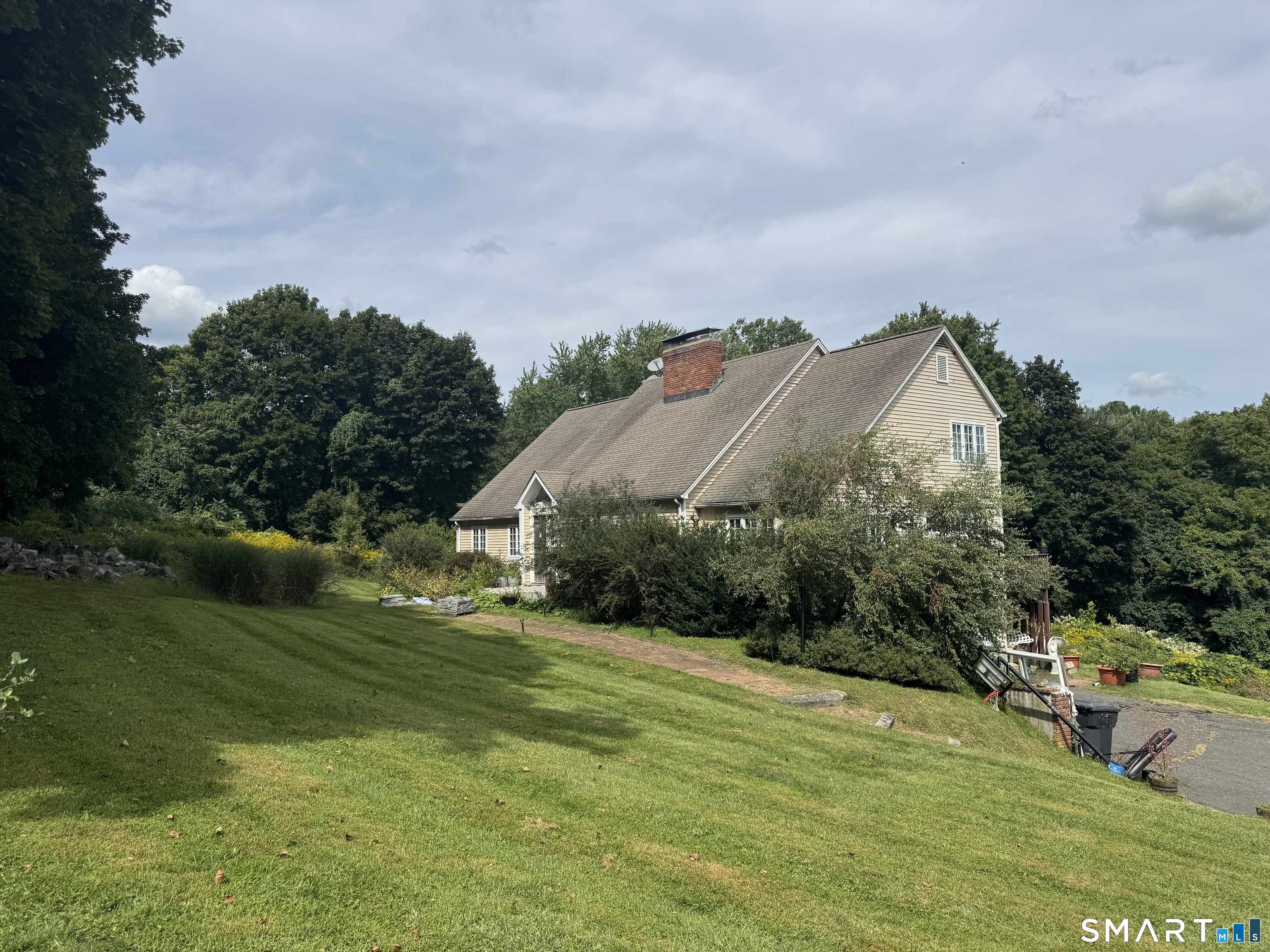 141 Saint Johns Road Ridgefield CT 06877