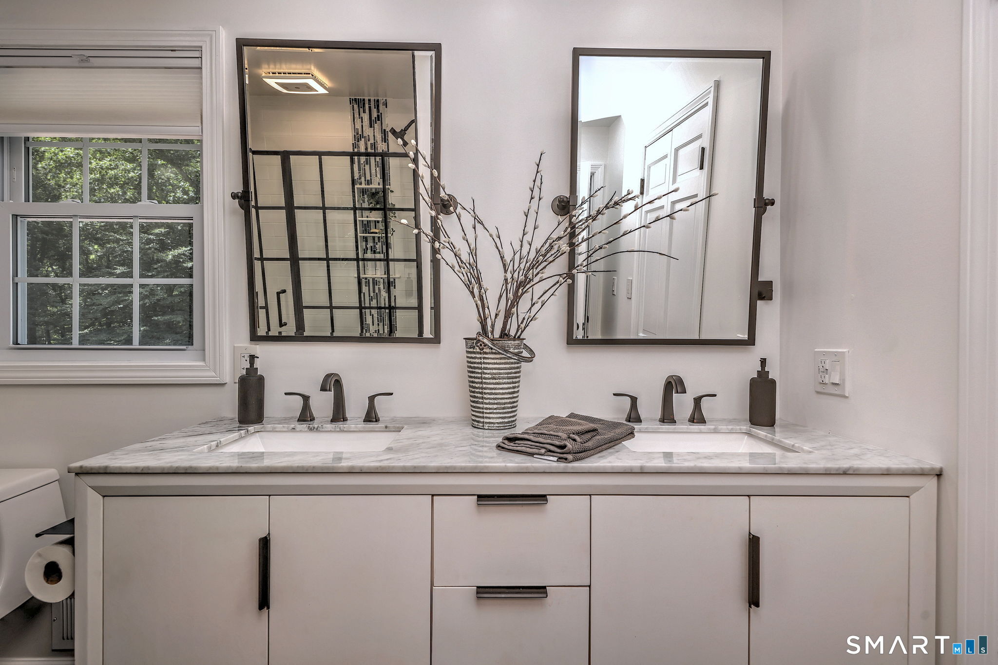 88 Scenic Hill Road Trumbull CT 06611