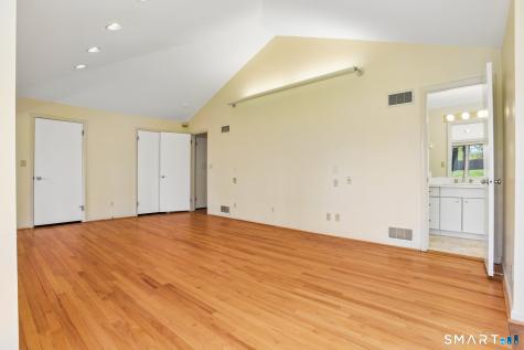 104 Knollwood Drive New Haven CT 06515