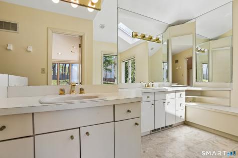 104 Knollwood Drive New Haven CT 06515
