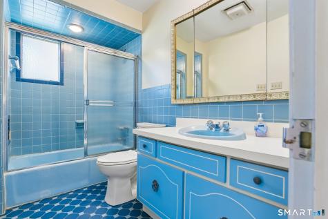 104 Knollwood Drive New Haven CT 06515