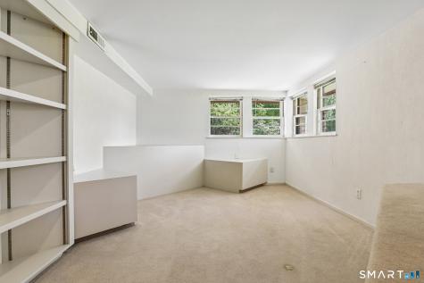 104 Knollwood Drive New Haven CT 06515