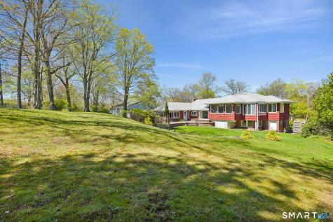 104 Knollwood Drive New Haven CT 06515
