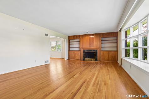 104 Knollwood Drive New Haven CT 06515