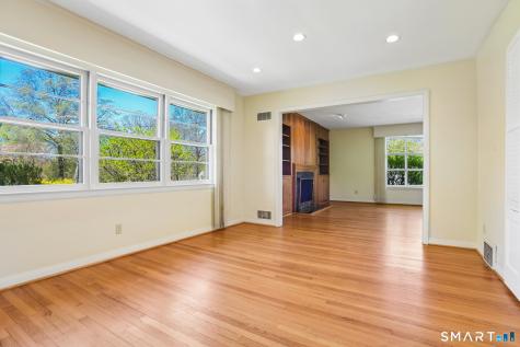 104 Knollwood Drive New Haven CT 06515