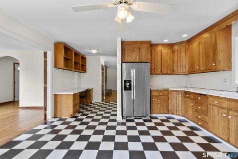 128 Midwood Avenue Waterbury CT 06708