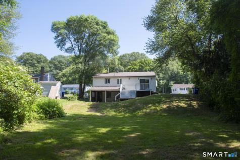 33 Shawondassee Drive Stonington CT 06378