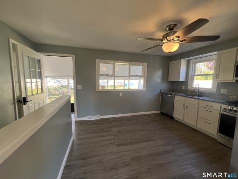 7 Illinois Court Montville CT 06370