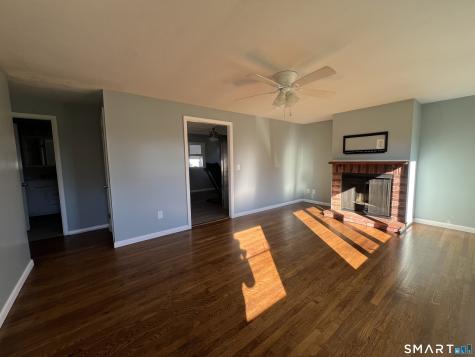 7 Illinois Court Montville CT 06370