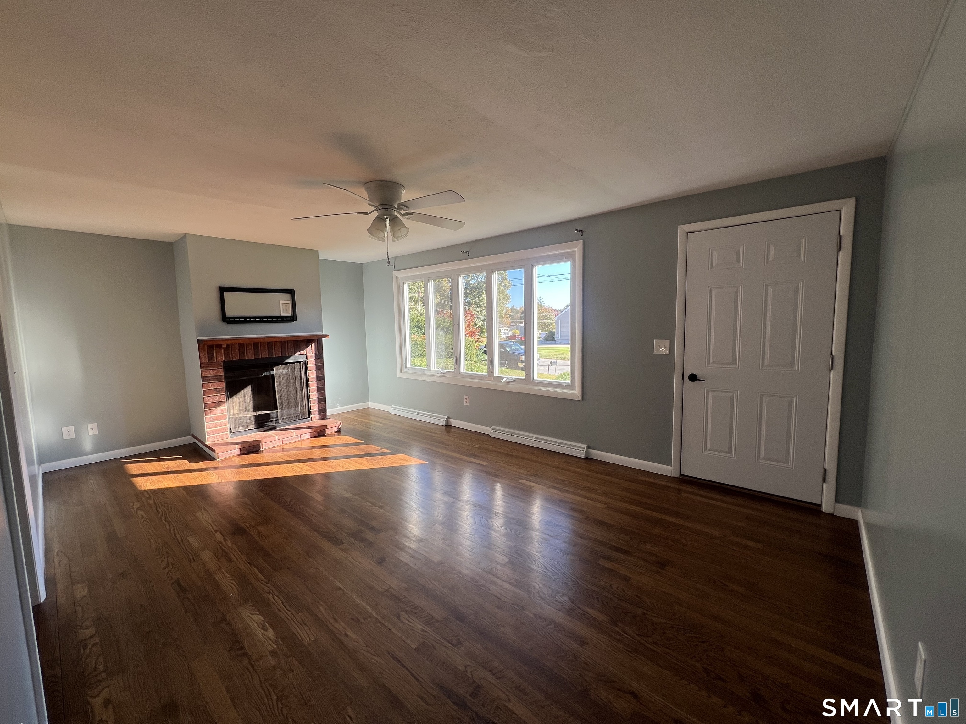 7 Illinois Court Montville CT 06370