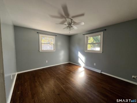 7 Illinois Court Montville CT 06370