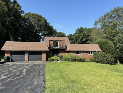 10 Pond View Drive Prospect CT 06712